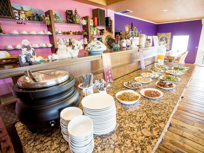 Food & Drinks 5, Pottery B&B, Yilan