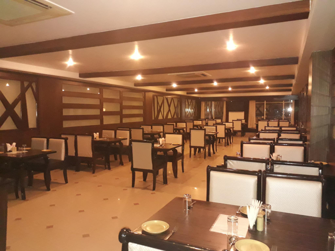 Food & Drinks 3, Hotel Sarthak, Bhopal