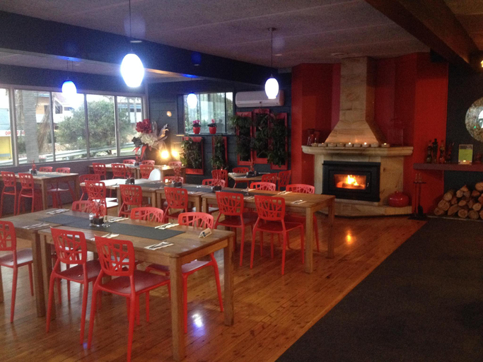 Food & Drinks 4, Top Of The Town Motel, Eurobodalla