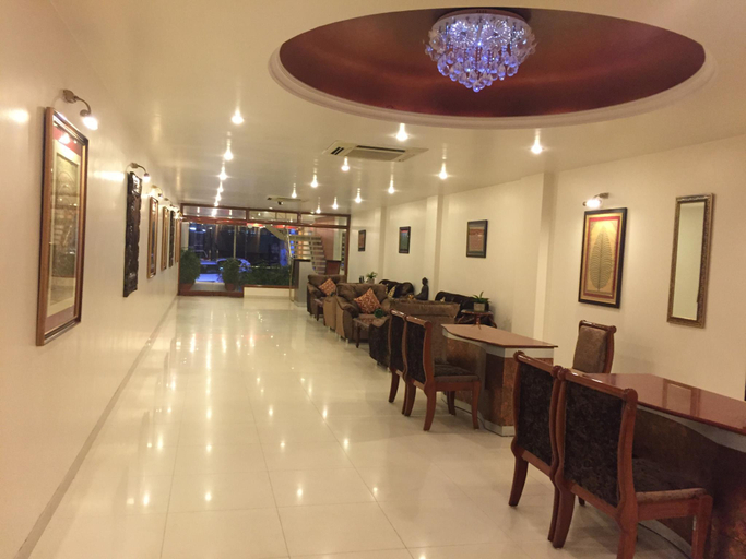 Food & Drinks 1, Hotel Sarthak, Bhopal