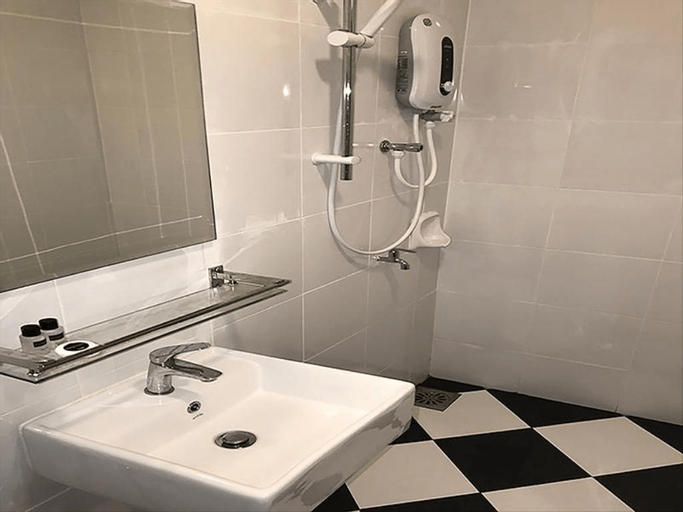 Bathroom 5, Potpourri Boutique Hotel, Johor Bahru