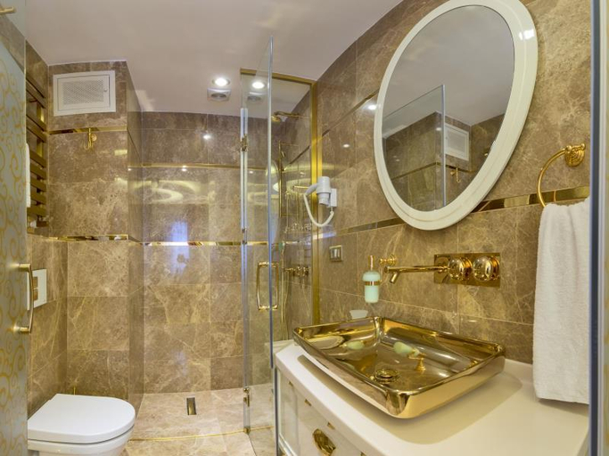 Bathroom 3, The Million Stone Hotel Special Category, Fatih