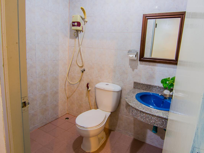Bathroom, Sutus Court 5, Pattaya