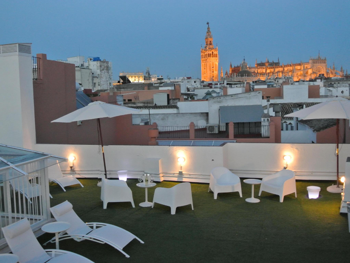 Food & Drinks, Suites Sevilla Plaza Apartamentos, Sevilla