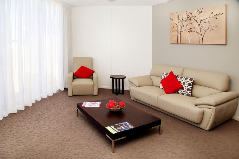 Bedroom 2, Toowoomba Central Plaza Apartment Hotel, Toowoomba - Central