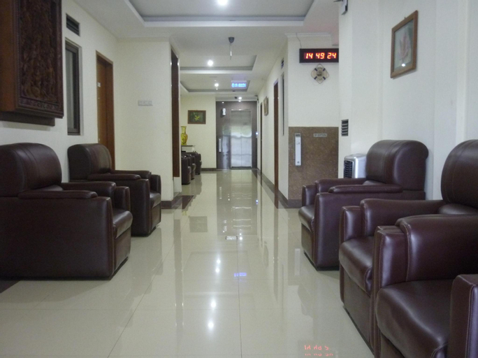 Public Area 20