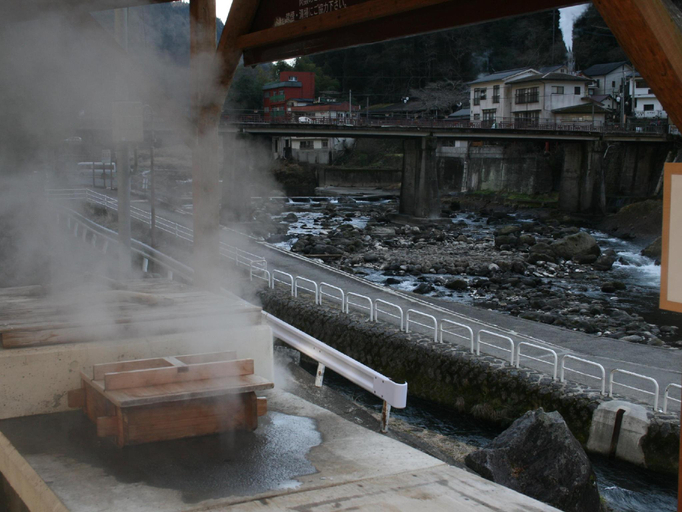 Others 4, Hizenya Annex Daishizen, Hita