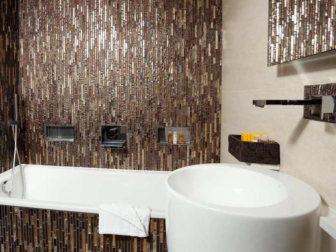 Bathroom 4, Hotel Elysees Paris, Paris