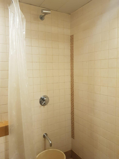 Bathroom, Sai Palace Hotel and Gardens mira road, Thane