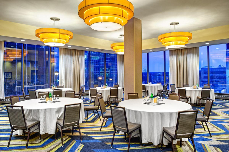 Food & Drinks 5, Hollis Halifax-DoubleTree Suites by Hilton Hotel, Halifax