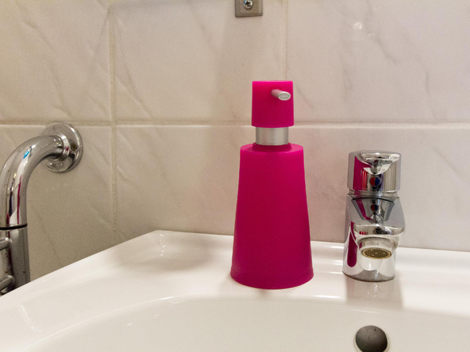 Bathroom 2, Budavar Bed and Breakfast, Budapesti