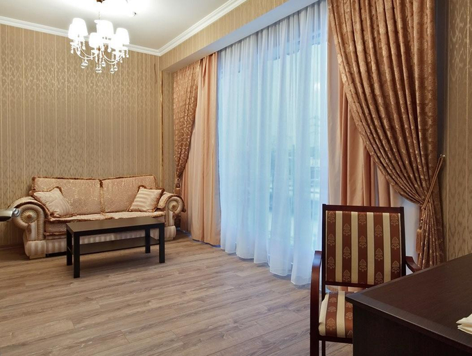 Others 3, Menk Kings Hotel, Sankt-Peterburg gorsovet