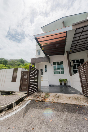 New Corner Shamrock Beach Villas Seaview, Penang Island