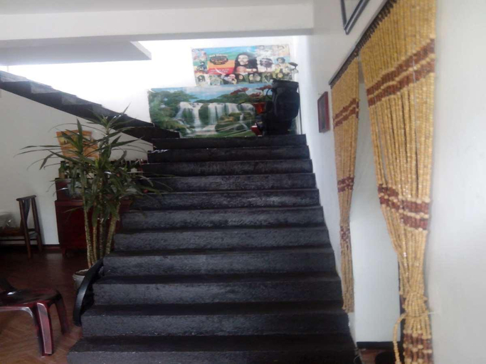 Public Area 2, Chez Allen, Nuwara Eliya