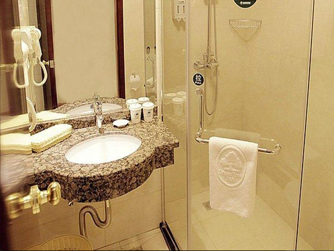 GreenTree Inn Xuzhou High Speed Railway Zhangqian Square Business Hotel, Xuzhou
