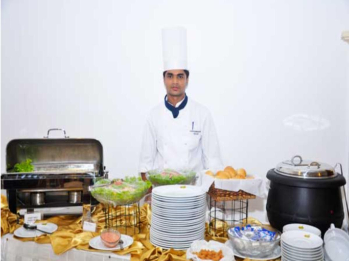 Food & Drinks 5, Centauria Hill Resort, Ratnapura