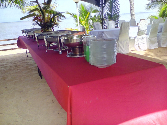 Food & Drinks, Seaside Travellers Inn, Papar