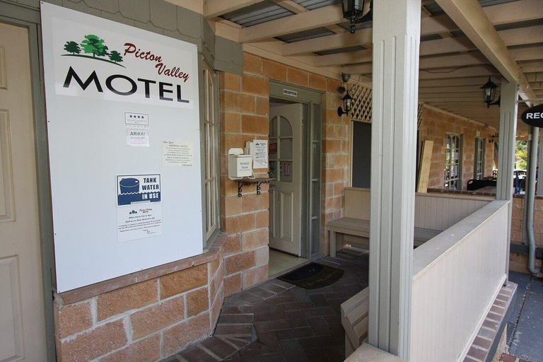 Public Area 2, Picton Valley Motel, Wollondilly