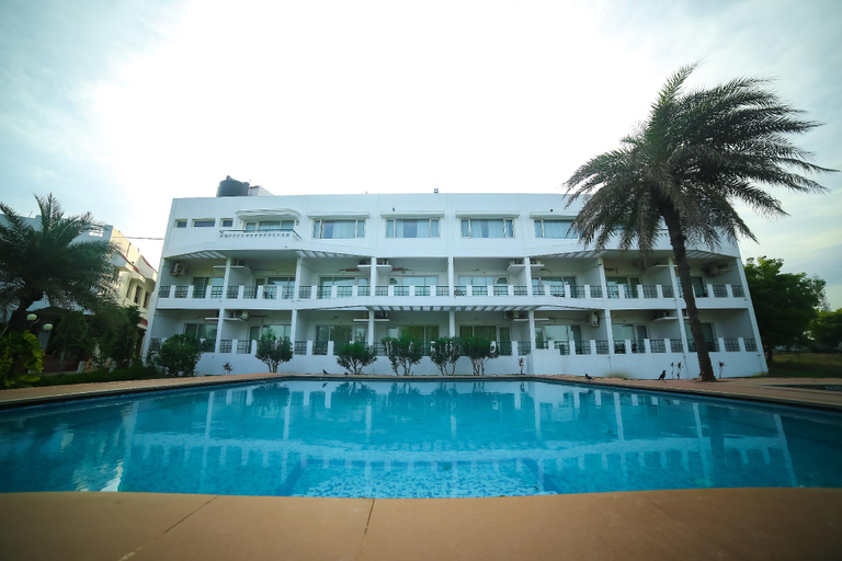 Sport & Beauty 4, St.James Court Beach Resort, Viluppuram