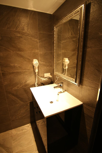 Bathroom 5, Design Ximen Hotel, Taipei City