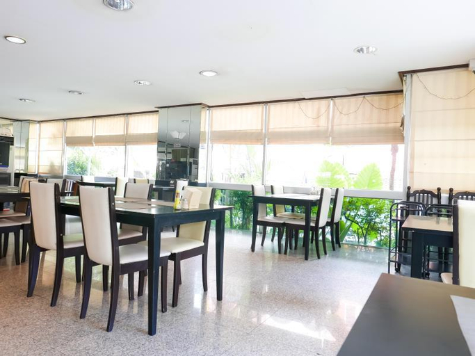 Food & Drinks 5, Nana Tai Suite, Khlong Toey