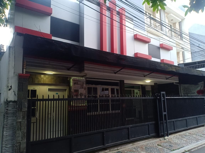 Exterior & Views 2, OYO 91007 Mangga Besar House, West Jakarta