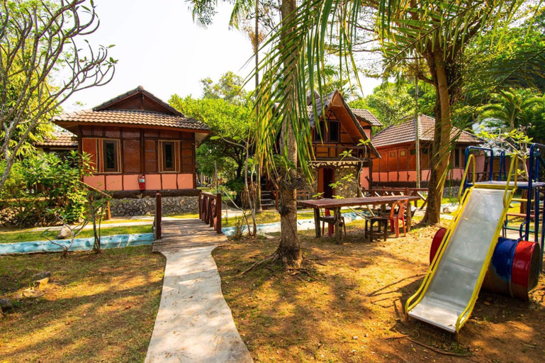Exterior view 4, Boom Boom Resort, Tha Mai