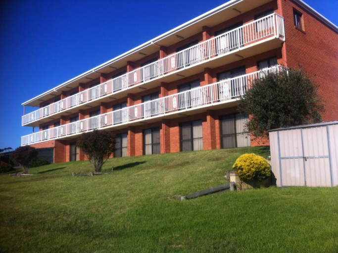 Exterior & Views 1, Swansea Waterloo Inn, Glamorgan-Spring Bay