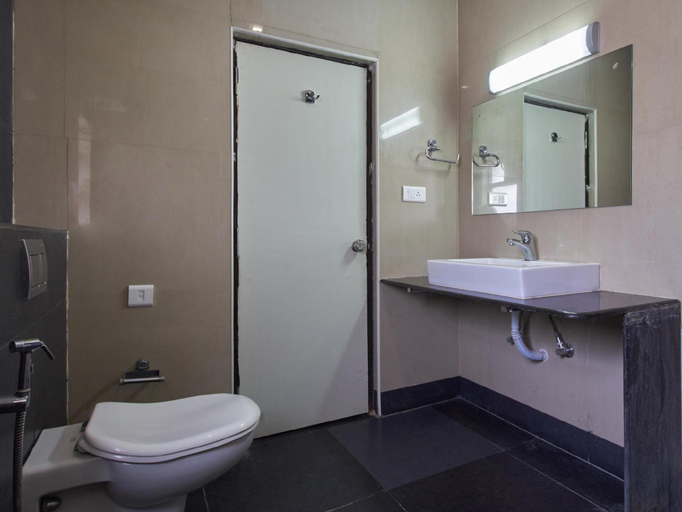 Bathroom, The Conclave Hotel, Hyderabad