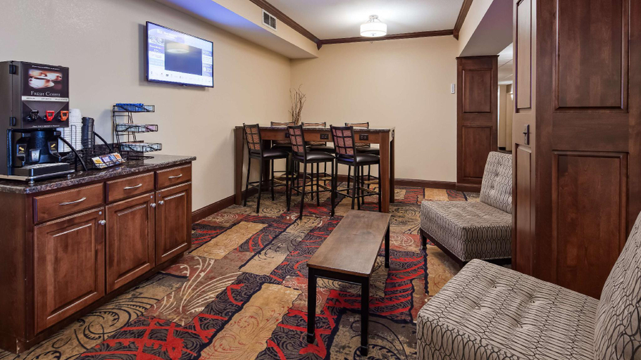Food & Drinks 4, Best Western Plus Wausau-Rothschild Hotel, Marathon