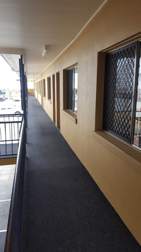 Public Area 2, International Lodge Motel, Mackay - Pt A