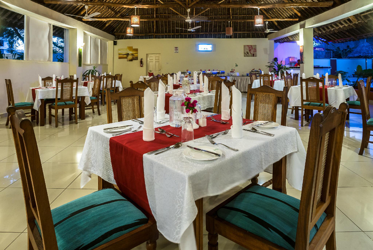 Food & Drinks 3, Prideinn Hotels Diani, Msambweni