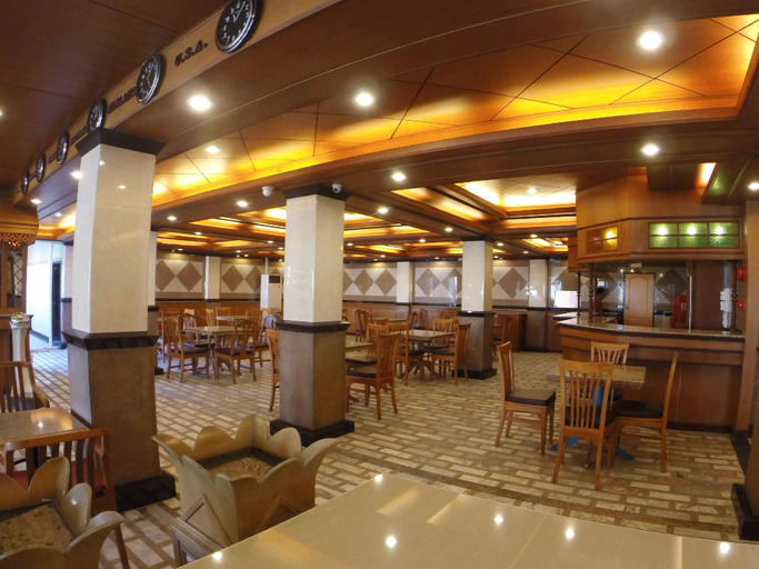 Food & Drinks 5, AA Pattaya Ville Hotel, Pattaya