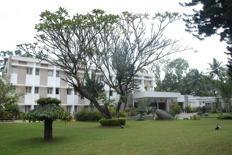 Others 5, Hassan Ashok, Hassan