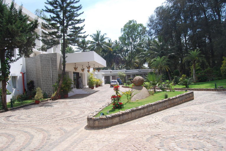 Others 5, Hassan Ashok, Hassan