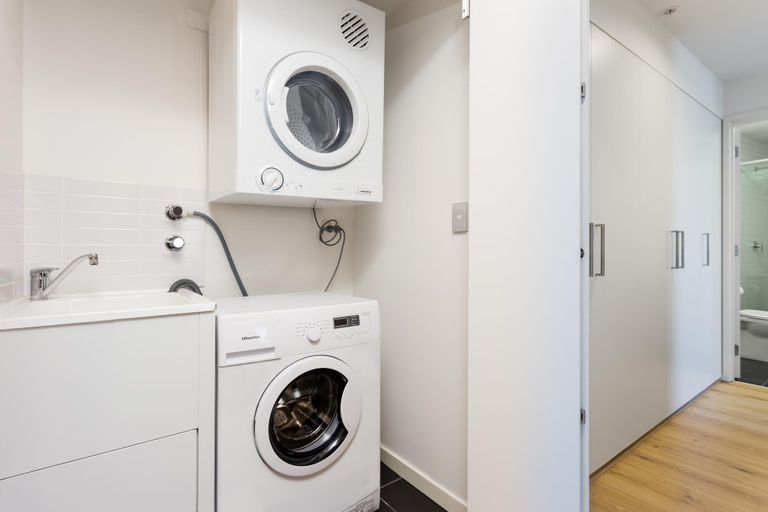Bathroom 4, Accent Accommodation @ Docklands, Melbourne