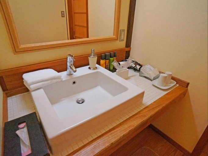 Bedroom 4, Yufuin Onsen Kishokaiuntei Muzinzo, Yufu