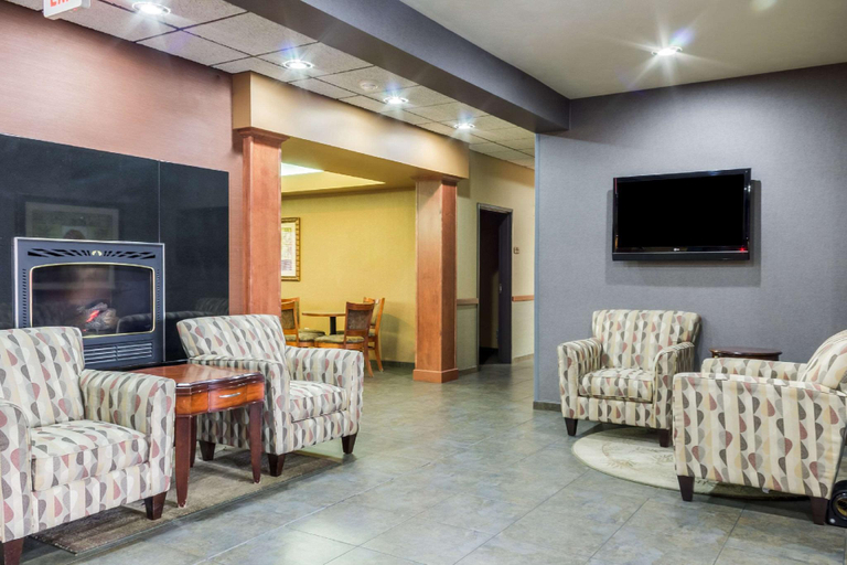 Public Area 2, Comfort Inn & Suites Mitchell I-90, Davison