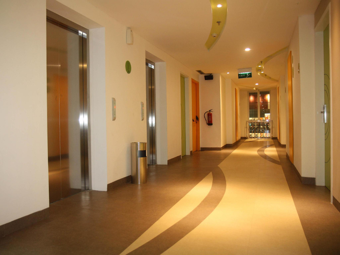 Public Area 5, Zest Bogor by Swiss-Belhotel International, Bogor