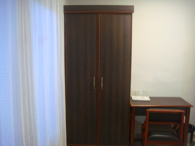 Others 5, Beith Hotel, Ernakulam