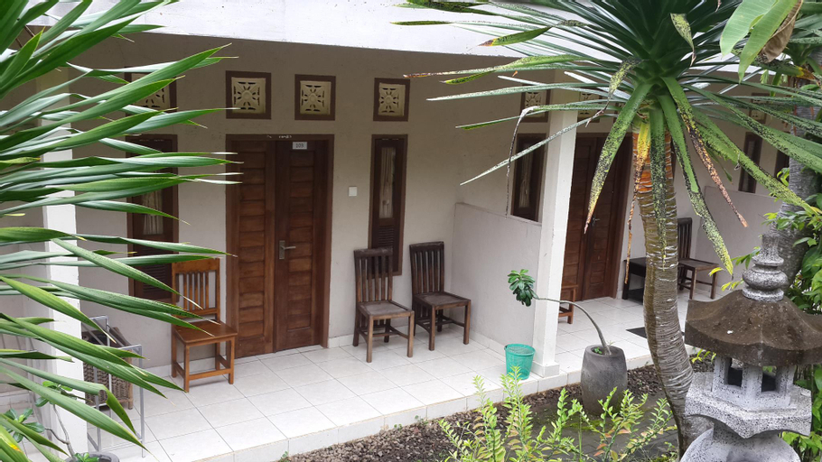 Exterior & Views 2, Belong Bunter Homestay, Badung