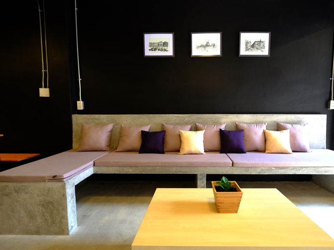 Public Area 4, The Backpack Hostel, Bang Rak