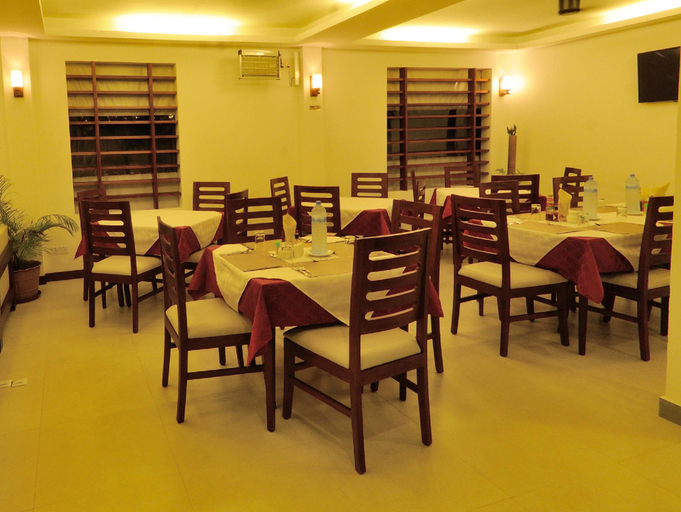 Food & Drinks 5, Antares Dhangethi and Spa