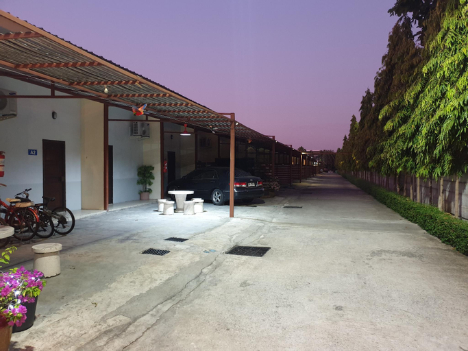 Friends House Resort, Don Muang