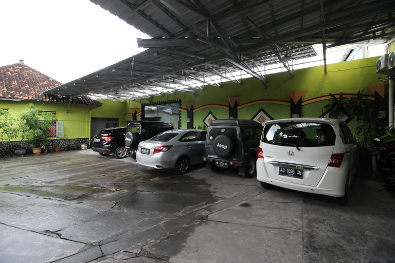 Public Area 27