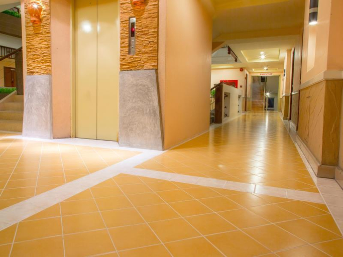 Public Area 2, Sa-Bai-Dee Condo, Muang Chon Buri