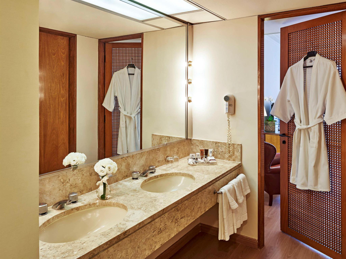 Bathroom 4, Maksoud Plaza Hotel, São Paulo