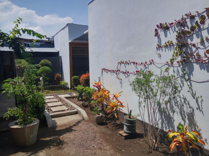 Others 4, Rumah Amel, Lombok