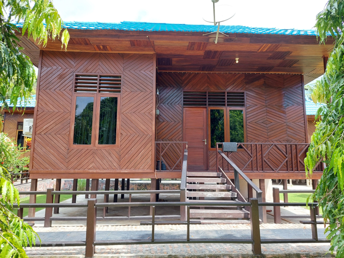 Exterior & Views 2, Rifalda Cottage, Raja Ampat