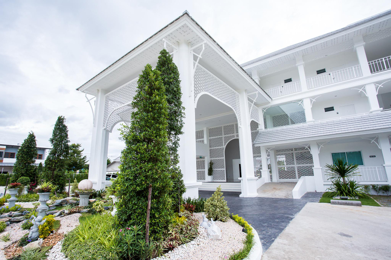 Others 4, White House Hotel, Muang Tak